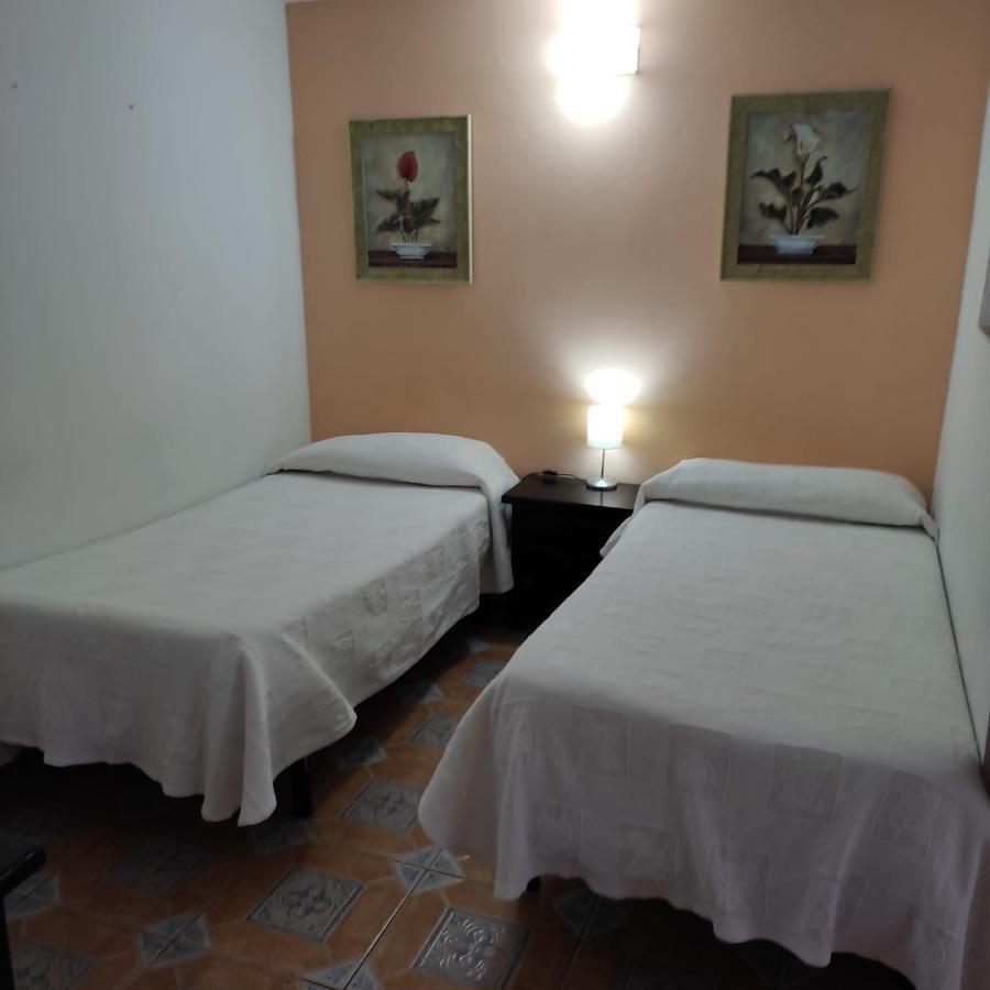 Hostal Castilla Aranjuez Zewnętrze zdjęcie