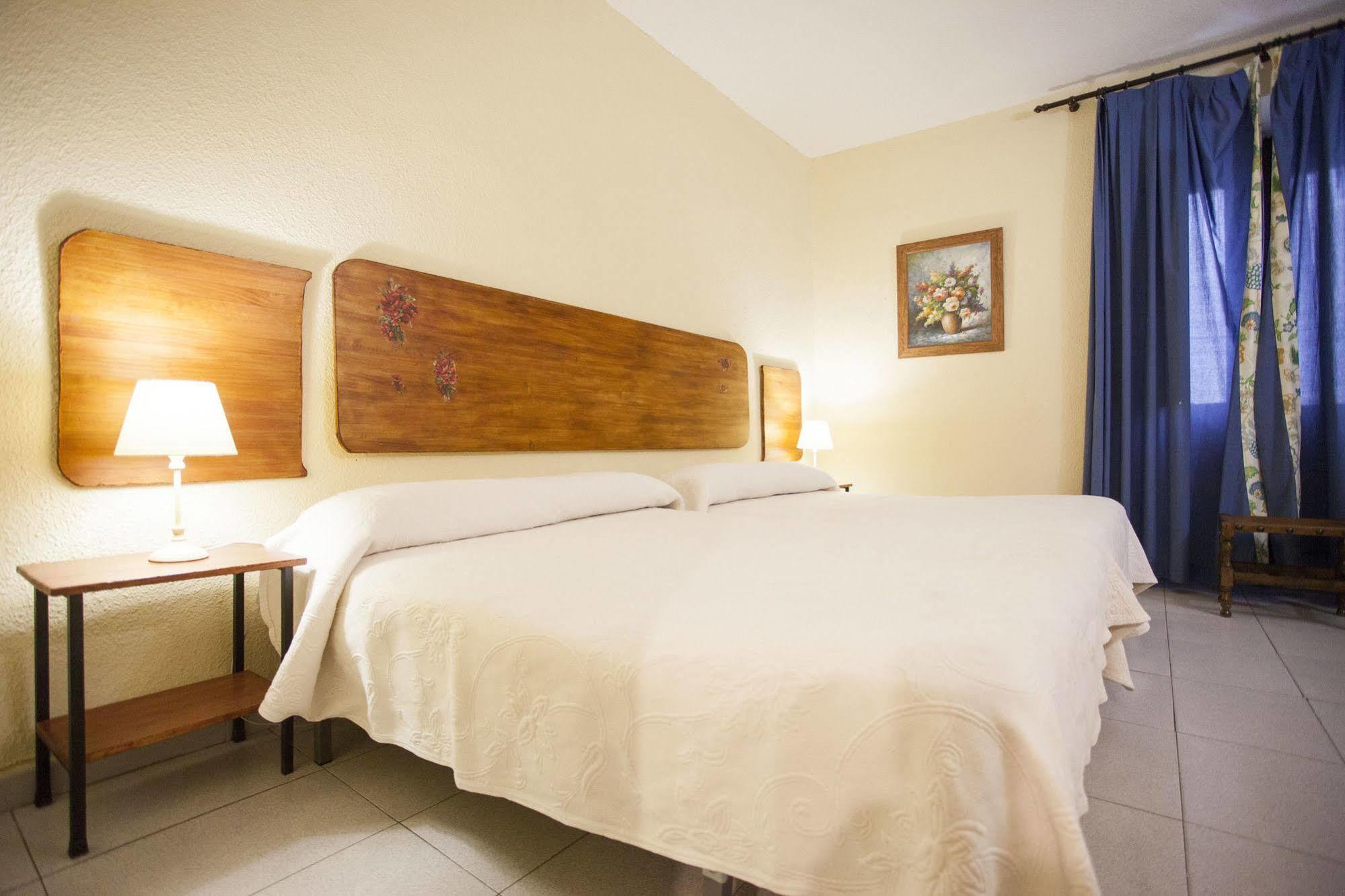 Hostal Castilla Aranjuez Zewnętrze zdjęcie